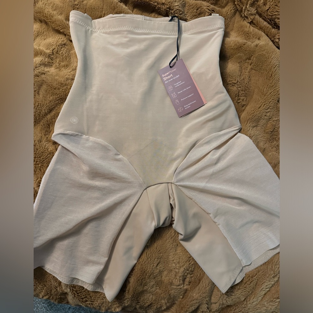 Honey love Sculpting Shorts Tan NWT Size Medium